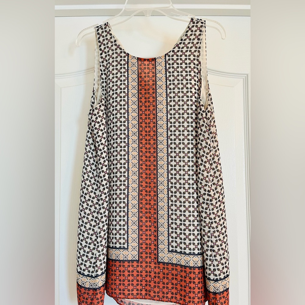 Max Studios Small top